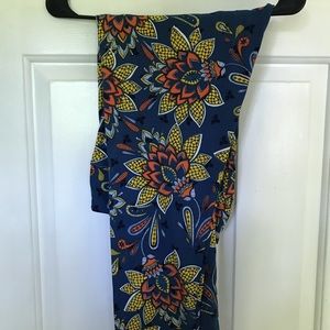 TC2 LulaRoe Leggings